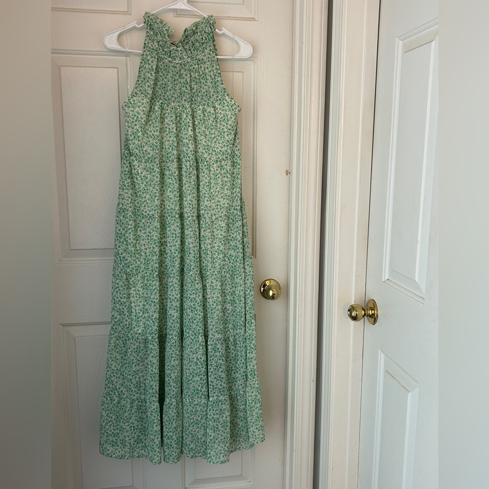 Entro Leafy Green Patterned Dress